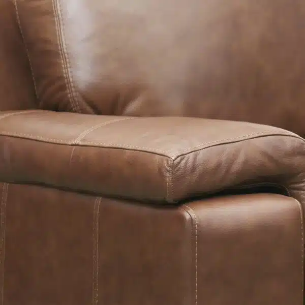 Hamburg Leather Club Chair b